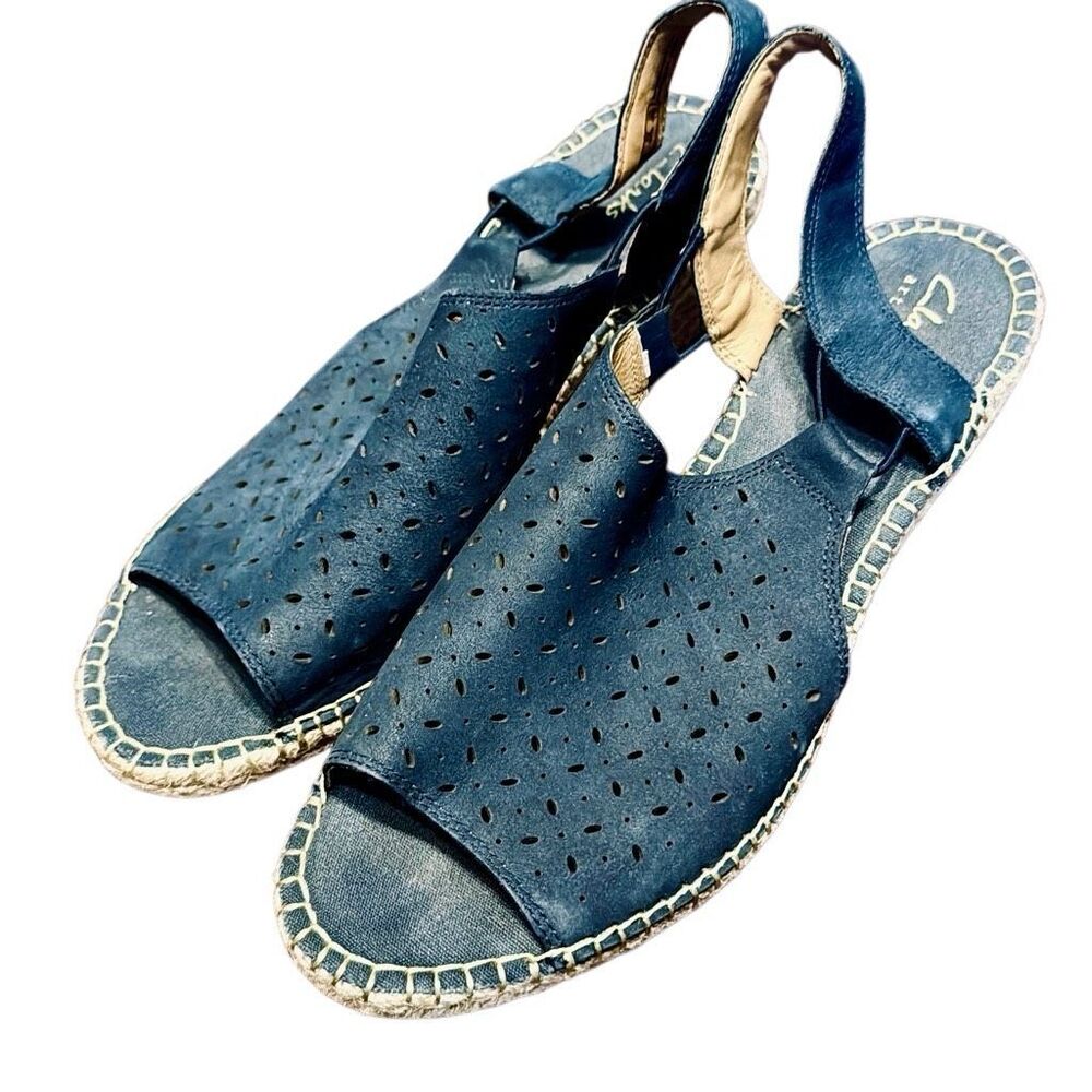 Clarks Artisan Petrina Navy Nubuck Wedges Espadri… - image 1